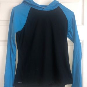 Nike Dri- Fit Workout Thin Pullover